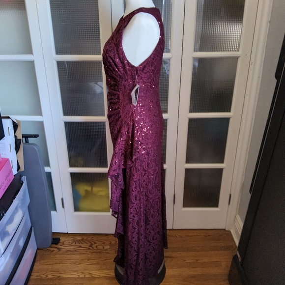 Alex Evenings Womens Long Sleeveless Cascade Ruffle Detail Dress with Front Slit - Picture 5 of 10